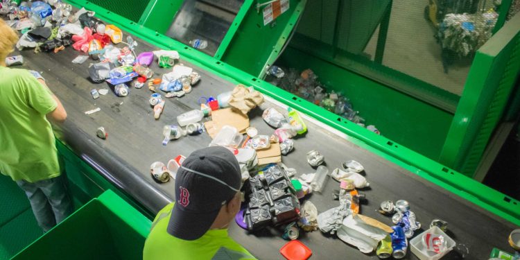 Οι προτάσεις του Συνηγόρου του Πολίτη για την επίτευξη στόχων ανακύκλωσης έως το 2022