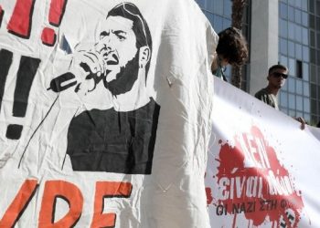 Βροντερή καταδίκη της Χρυσής Αυγής από την Αυτοδιοίκηση