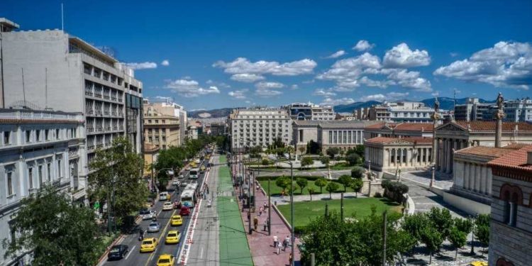 Από τον τραγέλαφο στο φιάσκο του «Μεγάλου Περιπάτου» των Αθηνών