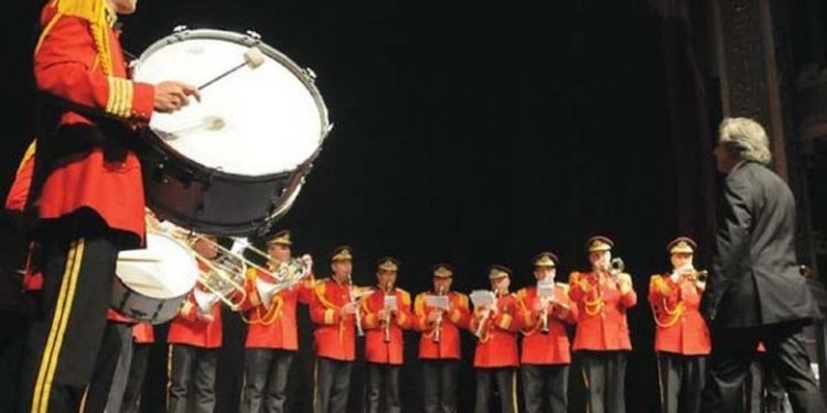 Με ευθύνη Πελετίδη «άηχη» των Πατρέων η μπάντα