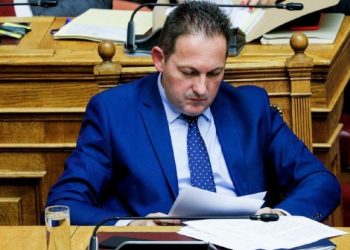 Πέτσας «αδειάζει» Θεοδωρικάκο για το πρόγραμμα «Φιλόδημος Ι»