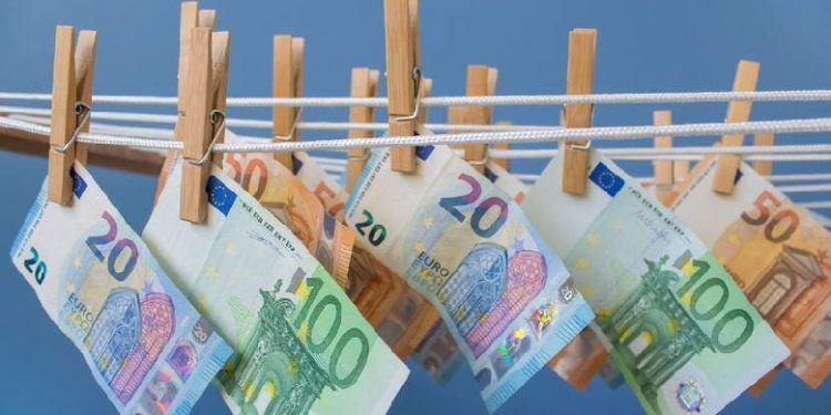 Δήμος Αθηναίων: Απόπειρα κουκουλώματος της υπεξαίρεσης 72.000 ευρώ από την σχολική επιτροπή