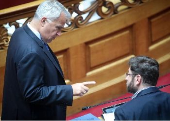 Βορίδης κατά Ζαχαριάδη για το 50% συν 1