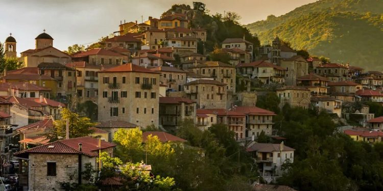 Κατεβάζει τα πληθυσμιακά όρια των κοινοτήτων ο Μάκης Βορίδης