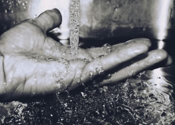 Τον κώδωνα του κινδύνου κρούει ο Συνήγορος του Πολίτη για την επερχόμενη λειψυδρία