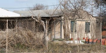 Στην Πυροσβεστική ο γενικός έλεγχος για τα ακαθάριστα οικόπεδα και η επιβολή προστίμων – Τι λέει η ΚΥΑ